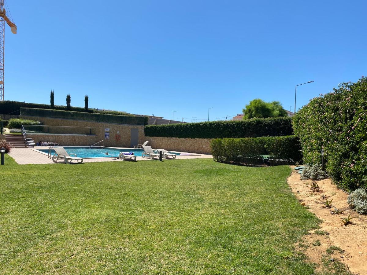 Albufeira Malpique Beach Apartment Ngoại thất bức ảnh